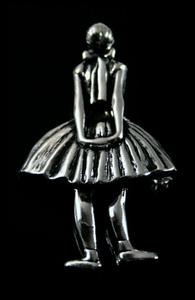 Broche pendentif Degas : Petite danseuse de 14 ans (argenté)